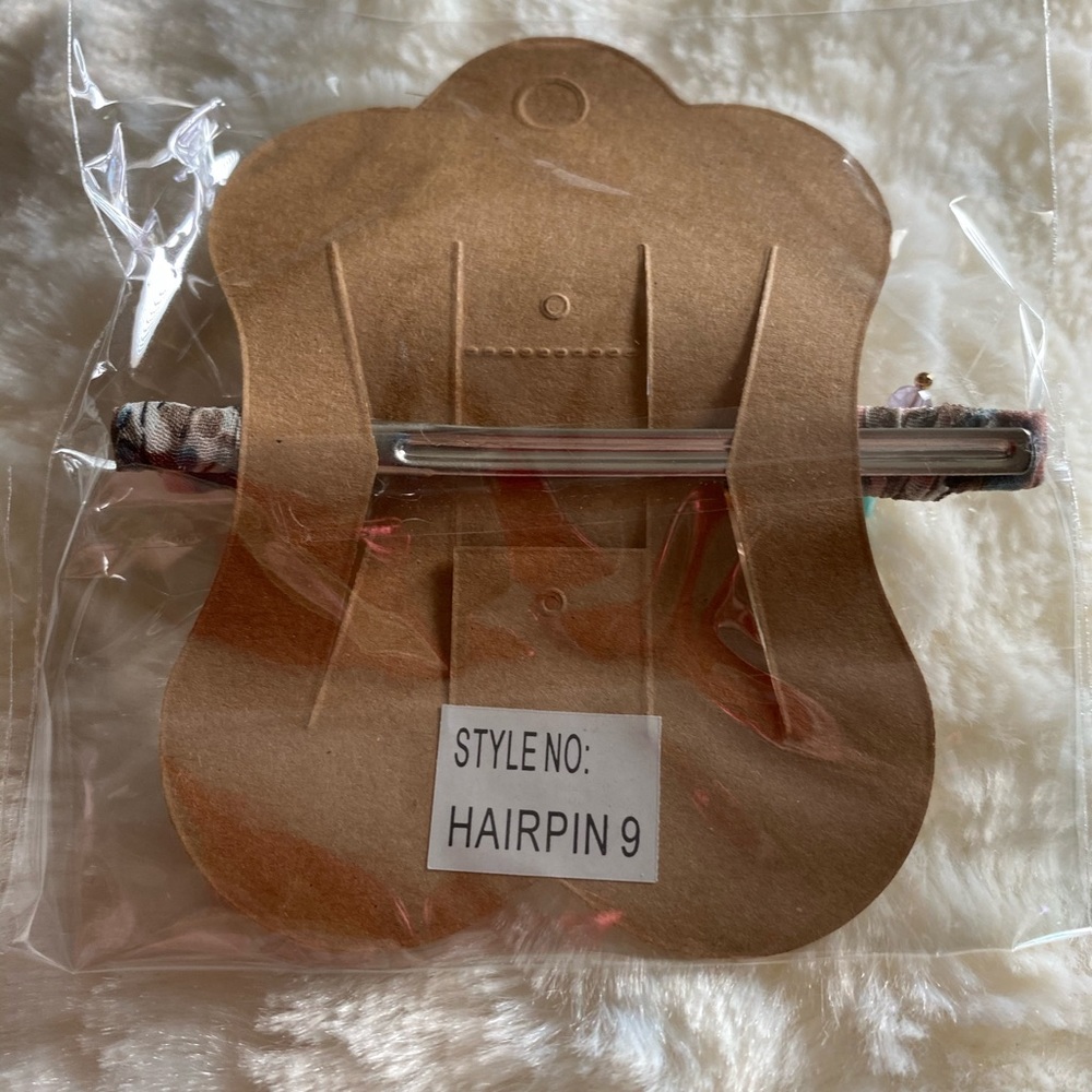 Large Decorative Hair Pin - Picture 4 of 7